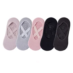 Women's Non - Slip Yoga and Pilates No - Show Socks with Silicone Grip - One Size (5 pairs boat socks)
