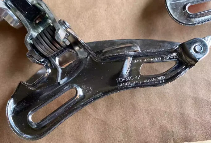1996 Umwerfer Shimano STX FD-MC32 Made in Japan für MTB 31,8mm unten