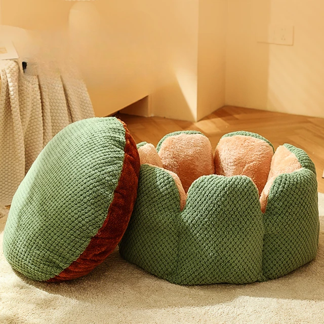 Nest Cactus Petal Shaped Cat Bed 2
