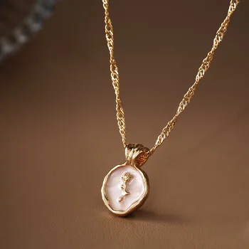 قلادة وردة ذهبية فرنسية عتيقة 1