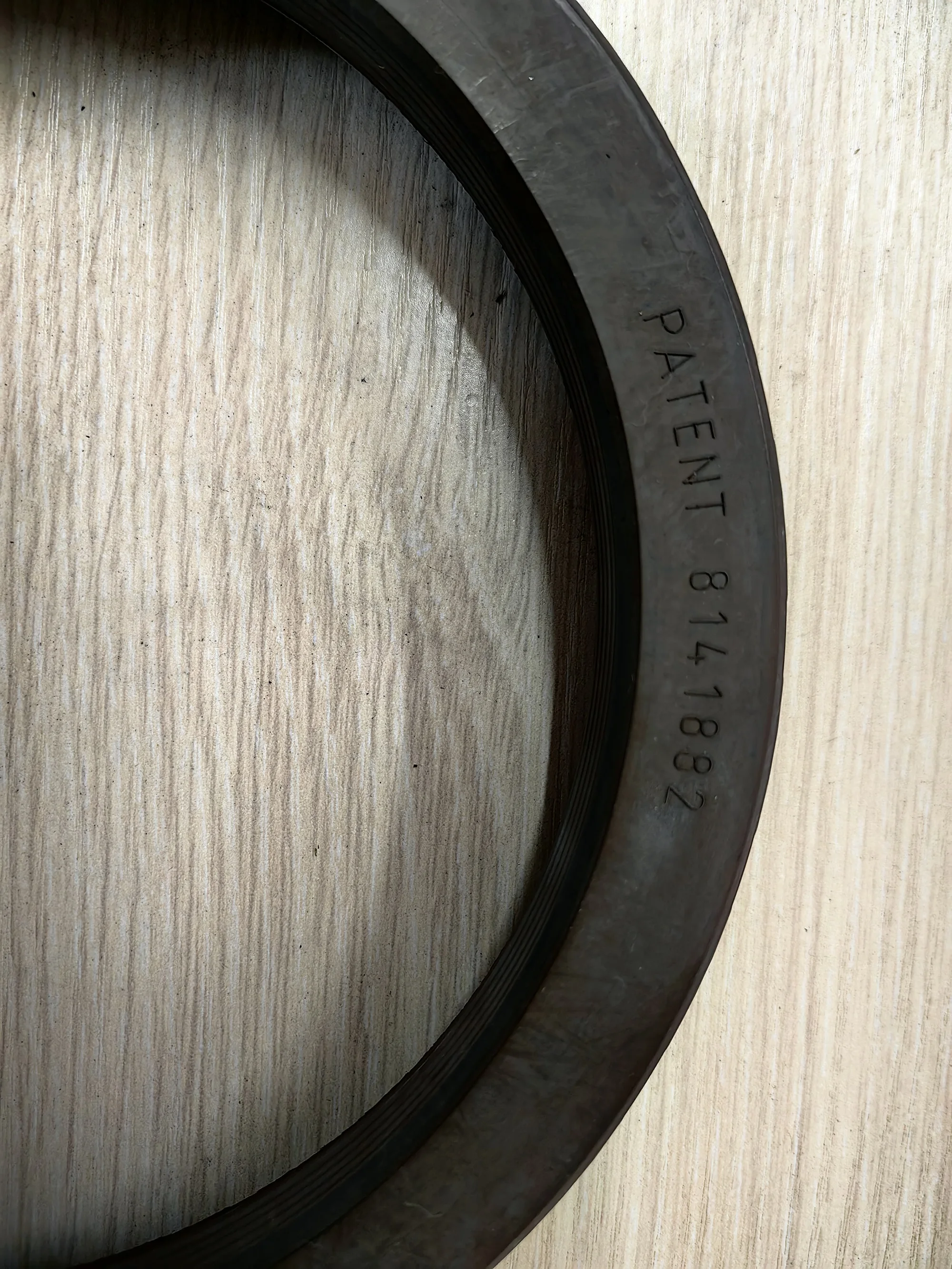 Rear Wheel Combination Oil Seal For General Purpose Buses And Trucks