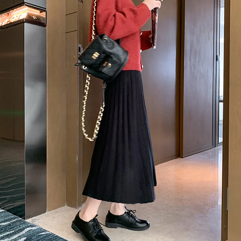 Winter Plus Size Pregnant Women Knitting Pleated Skirts High Waist Large Hem Maternity Belly Skirt Pregnancy Empired Skirts