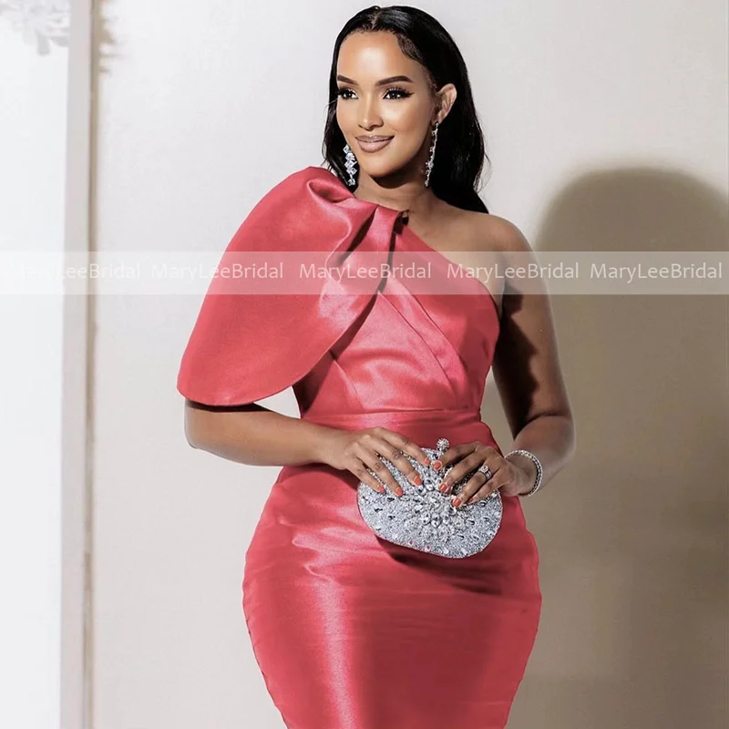 One Shoulder Watermelon Red Bridesmaid Dresses with Cape Sleeve Plus Size Mermaid Long Wedding Guest Dress Maid of Honor Gowns