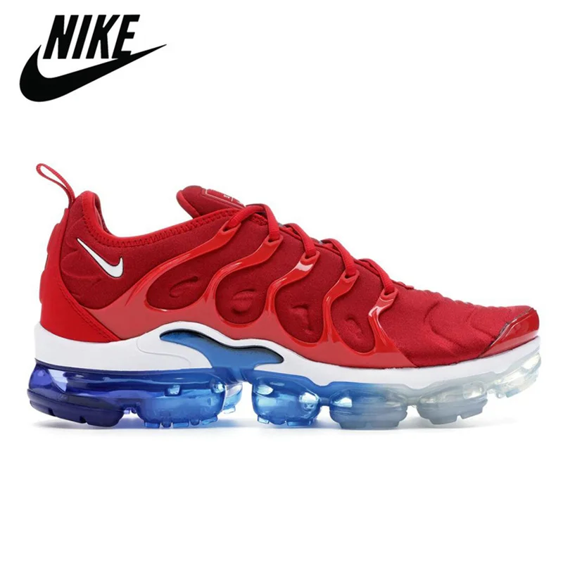 triple red nike vapormax plus
