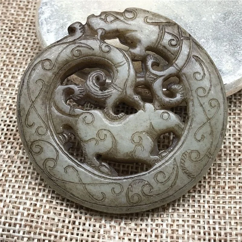 High Jade Defense Warring States Xiu Jade Double Sided Exquisite Sculpture Dragon And Mouse Meeting Pendant Collection Dong