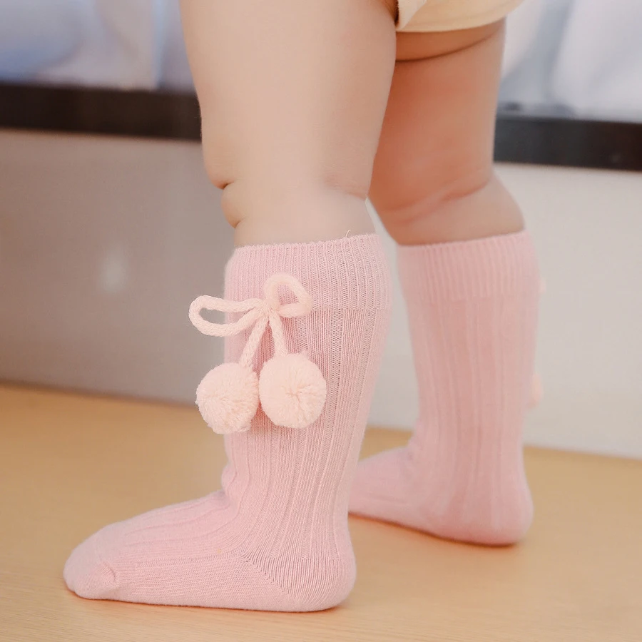 

0-4Years Newborn Baby Socks For Children Knitted Hairball Knee High Socks For Girls Autumn Winter Baby Floor Sock