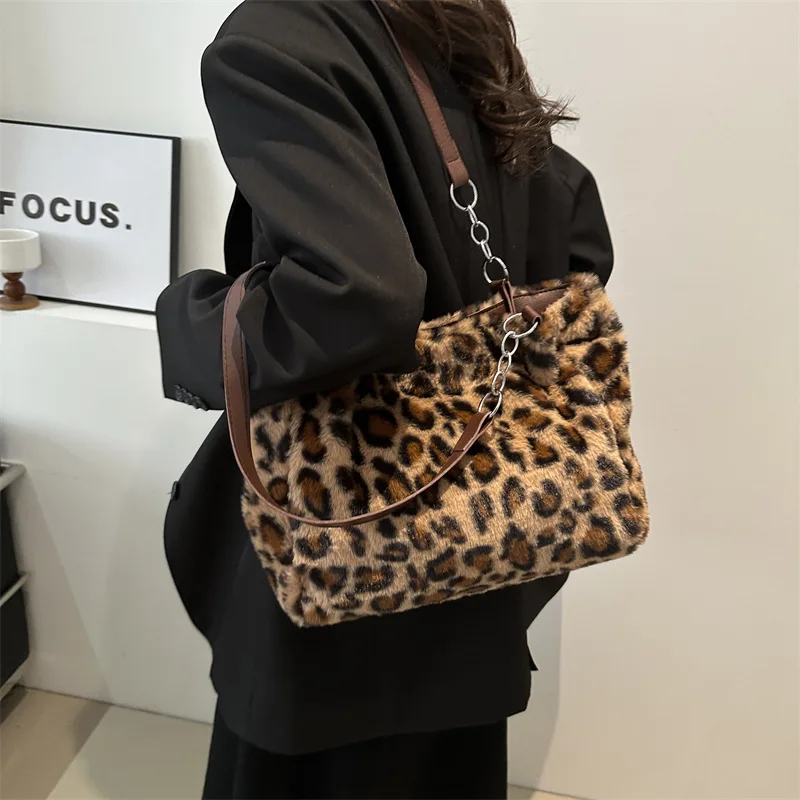 Simple Women's Bag, Fashionable Leopard Print Plush Tote Bag, Warm Soft Handbag Shoulder Bag Suitable for Daily Shopping Work