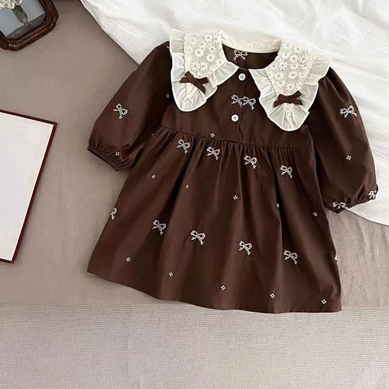 ربيع جديد الأطفال المطرزة القوس فستان القطن الفتيات لطيف فضفاض نفخة الأكمام فستان الدانتيل طفل سترة فستان ملابس الاطفال
