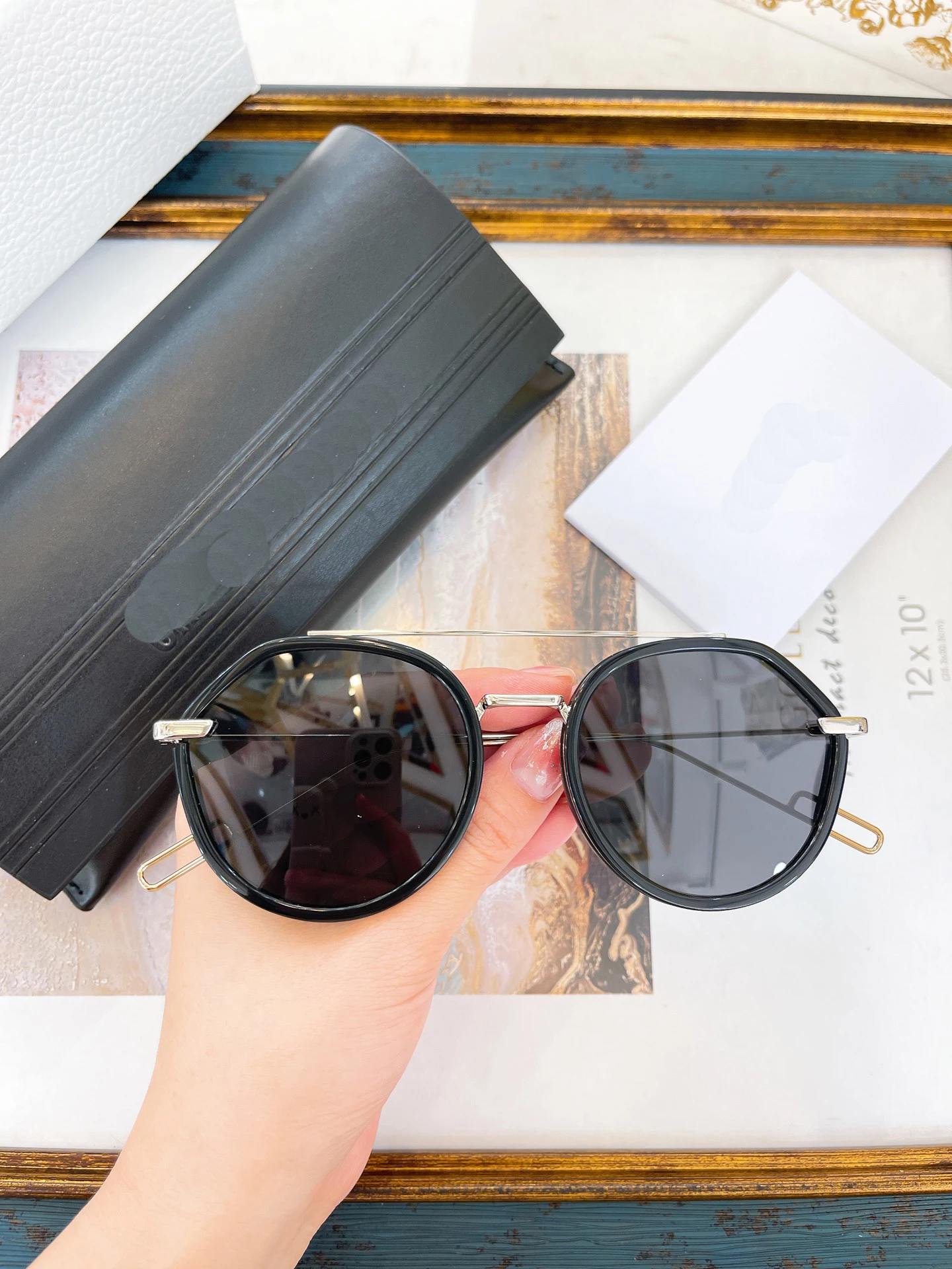 Classic Polarized Pilot Sunglasses For Women And Men Retro Style_voghion.com