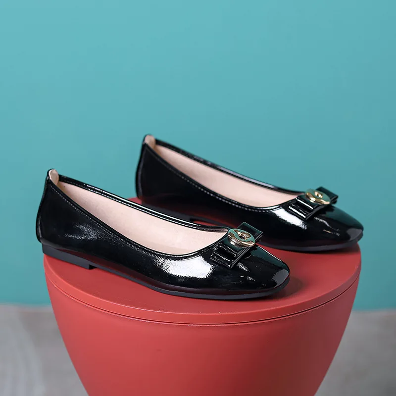 

Black Flat Shoes Casual Shallow Bow Fashion Women‘s Loafers