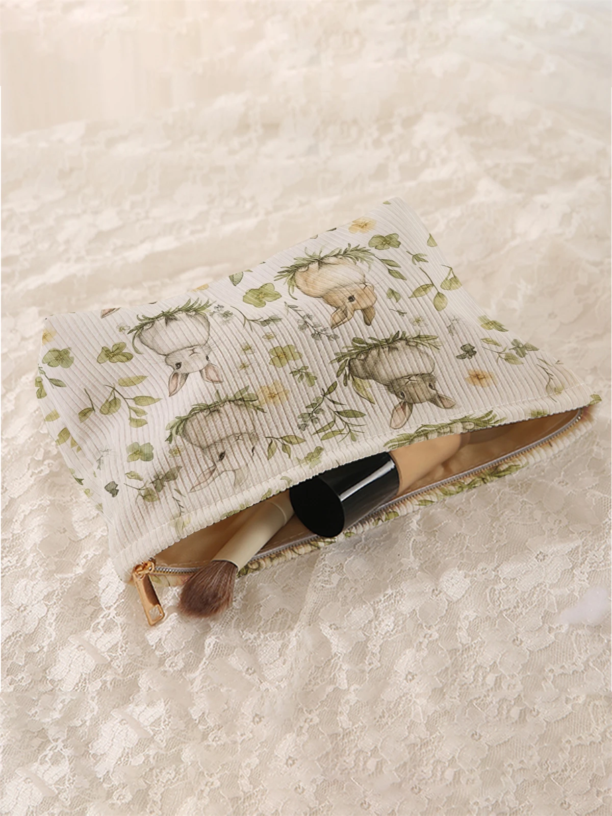 1 rabbit patterned corduroy makeup bag, lightweight zipper makeup storage box, multifunctional bag with lining