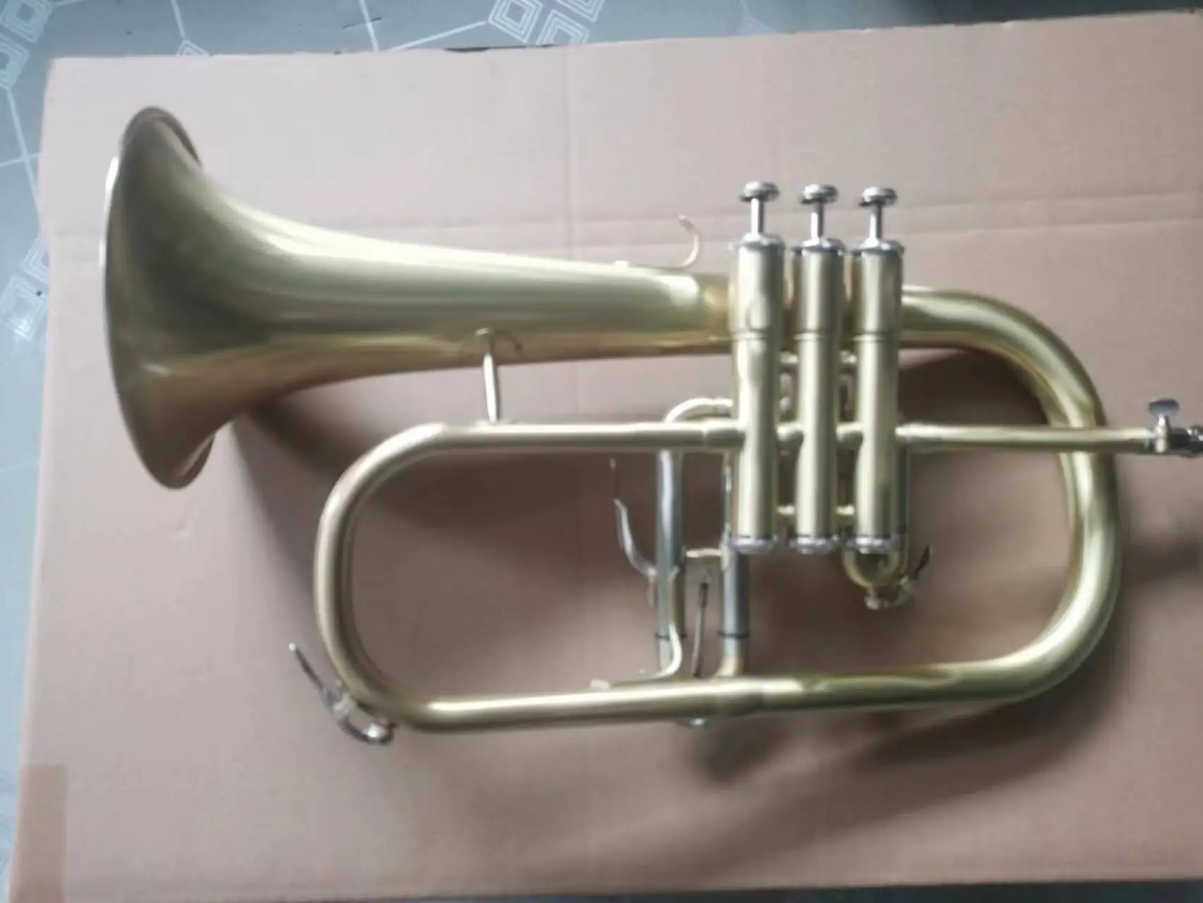 Real Pictures Bb Tune Flugelhorn Antique Copper Material Professional Playing Instrument Case Nozzle