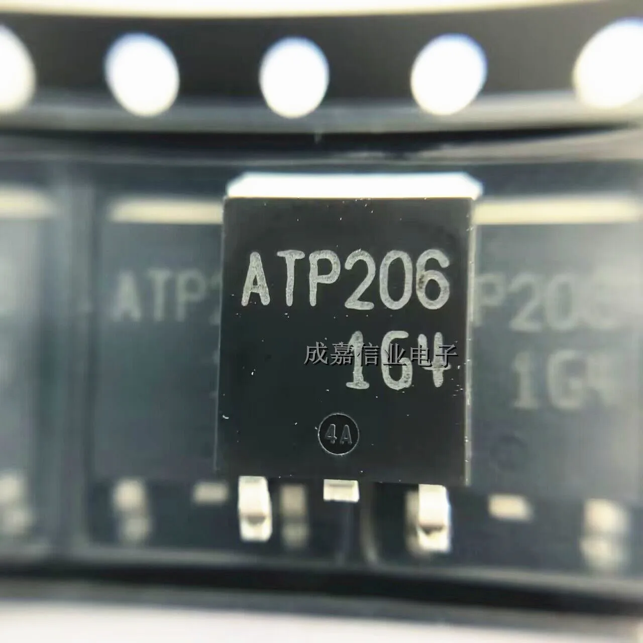 10 шт./партия ATP206-TL-H TO-252-3 маркировка; ATP206 ATPAK-3 MOSFET N-Channel 40A 40V 16mOhms Рабочая температура:- 55 C-+ 150 C 10 шт лот маркировка irf7240trpbf sop 8 f7240 mosfet mosft p channel 40v 10 5a 15mohm 73nc рабочая температура 55c 150 c