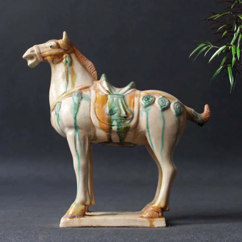 Figurine Cheval Blanc En Céramique - Centre De Table Vintage, Collection, état D'usage