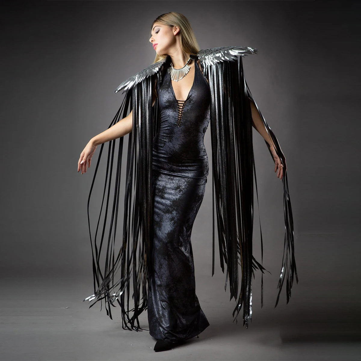 

Sequins Wings Long Tassel Shawl for Men Women Y2K Party Cape Beach Swimsuit Accessories Fashion Cloak Cover Ups Cosplay Costumes