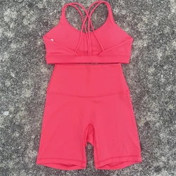 Solid Color Women's Athletic 2-Piece Yoga Set - Cross Back Sports Bra & Short Leggings - M (Peach Red set)