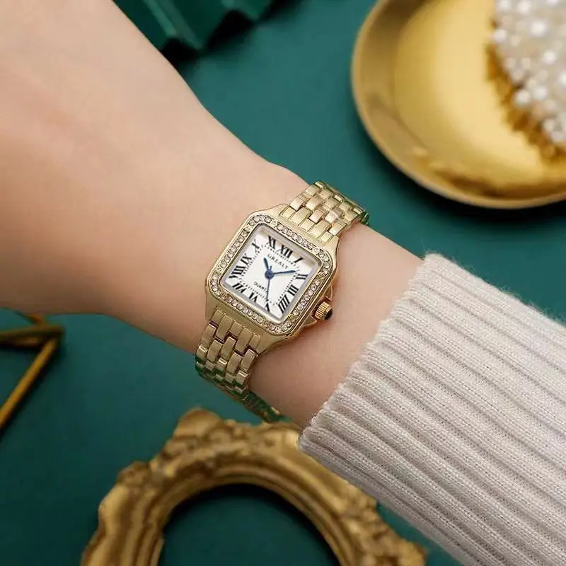MAYZHISU Women's Fashion Square Watches Gold Alloy Strap Luxury Ladies Quartz Wristwatches Qualities Female Roman Scale Clock 4