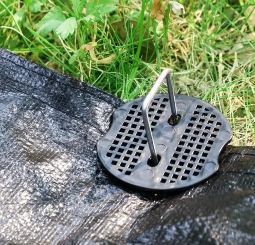 Description Picture 5 of item100/10PCS Plastic Gaskets for U-shaped Nail Garden Staples Pegs Gasket Landscaping Ground Covering Tubing Film Fixed Peg Pads