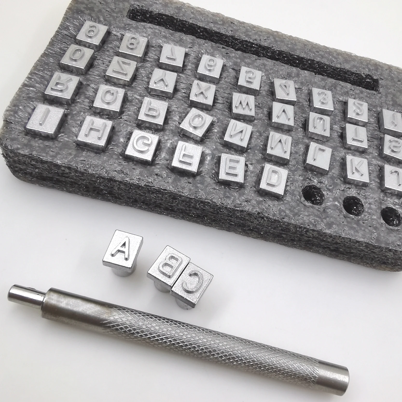 36 Pz/Set Lettere Dell'Alfabeto E Numeri Stampers Set Punzone In Acciaio Inossidabile Strumenti In Pelle Per Punzonatura Di Lettere In Metallo Per Art