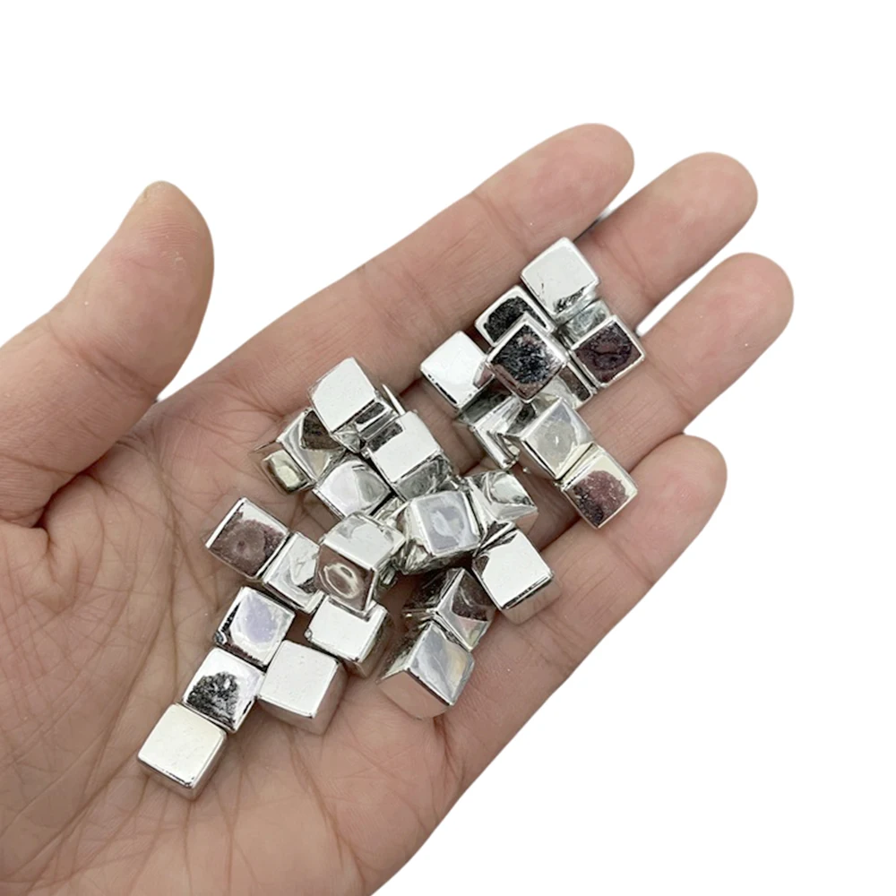 Solid Color Gold and Black Acrylic Dice Set - 50-Piece Blank Square Cubes, 8mm
