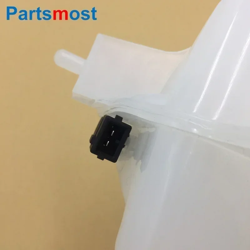 Radiator Coolant Overflow Container for Land Rover Discovery 3 4 Range Rover Sport Expansion Tank W/ Sensor Gas Diesel LR020367 coolant expansion tank
