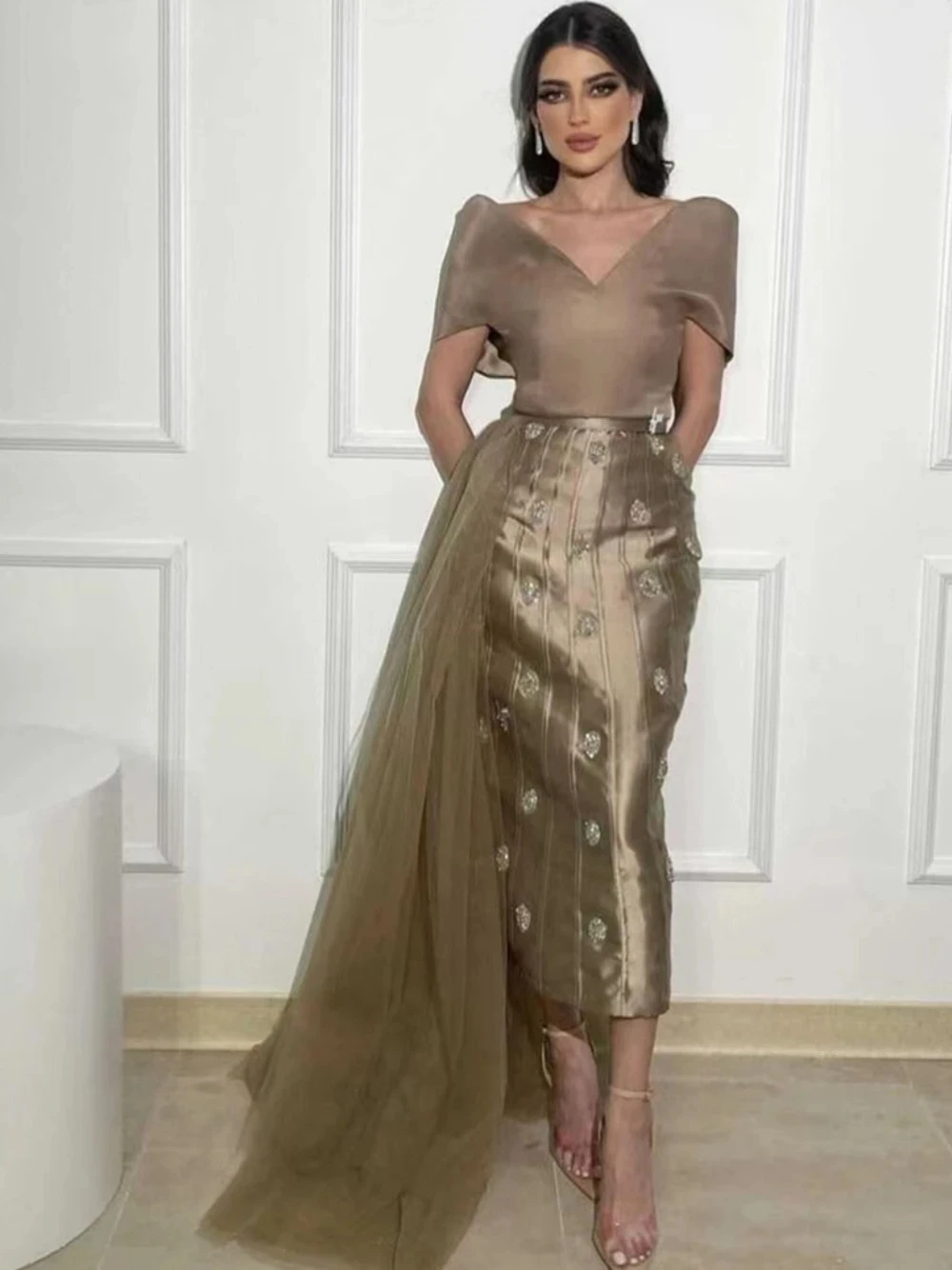 

Champagne V-neck satin casual detachable tulle side train Elegant Ladies Party Ball Gala Evening dress for formal occasions