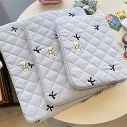 Chic Bow Graphic Laptop and Tablet Sleeve - Stylish Protective Soft Case for 9.7-11inch (Blue)