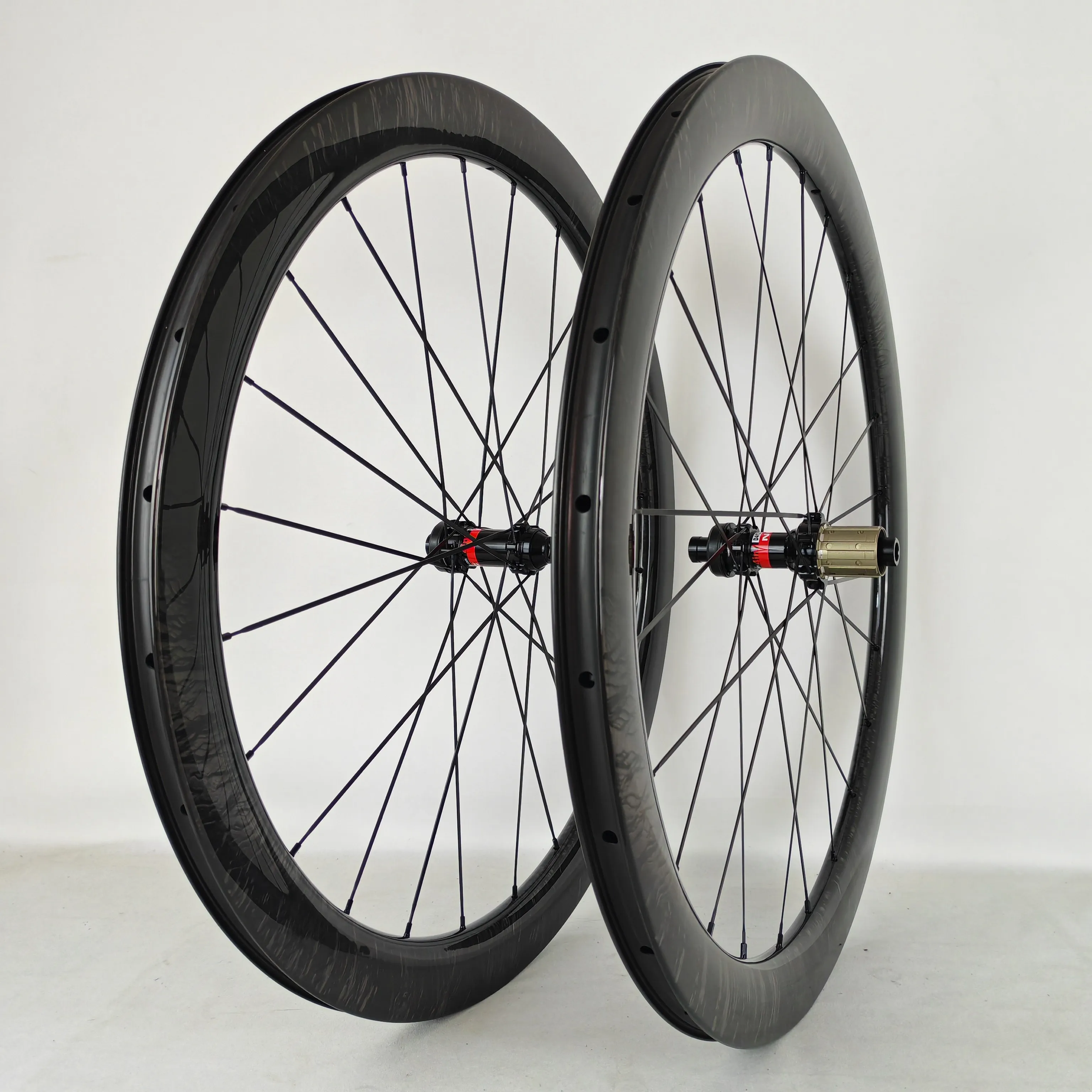 vélo de route roue 700c disque novatec haute qualité roues de vélo 700c 50mm * 25mm thru axel carbone route disque roue