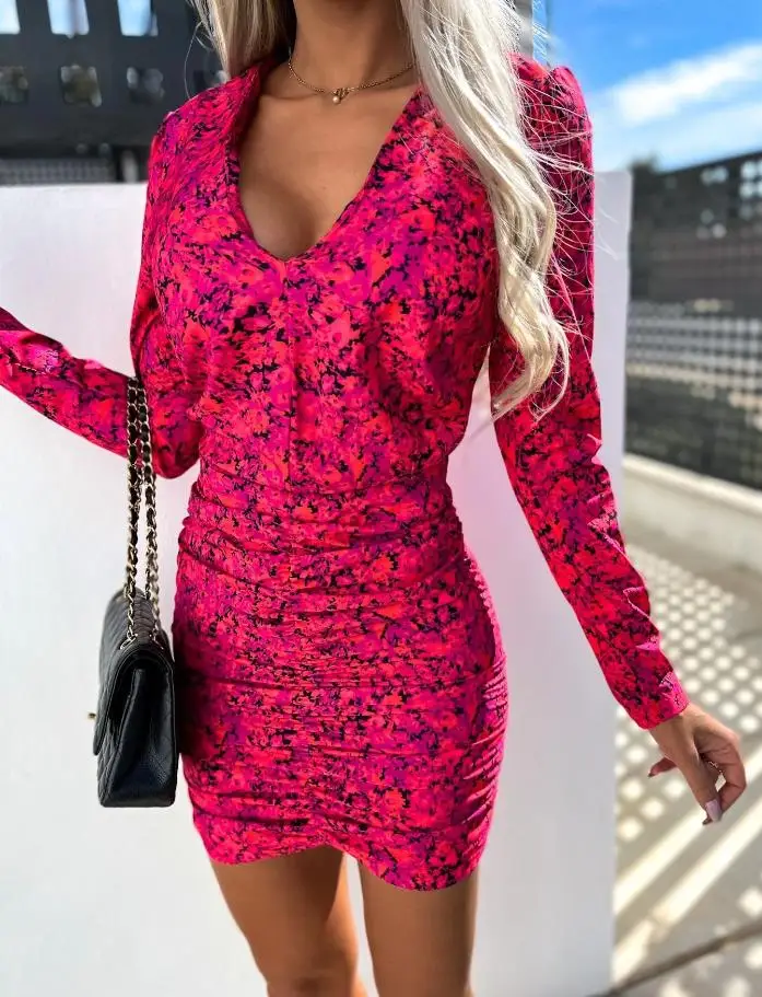 

Elegant Dresses Women Sexy Long Sleeved Vneck Printed Buttock Wrap Pleated Tight Fitting Dress 2023 Autumn Spring Fashion Casual