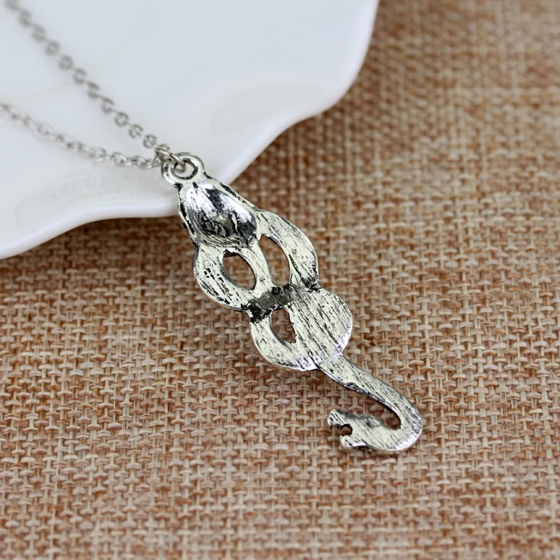 Harry Potter School of Witchcraft and Wizardry Snake Pendant