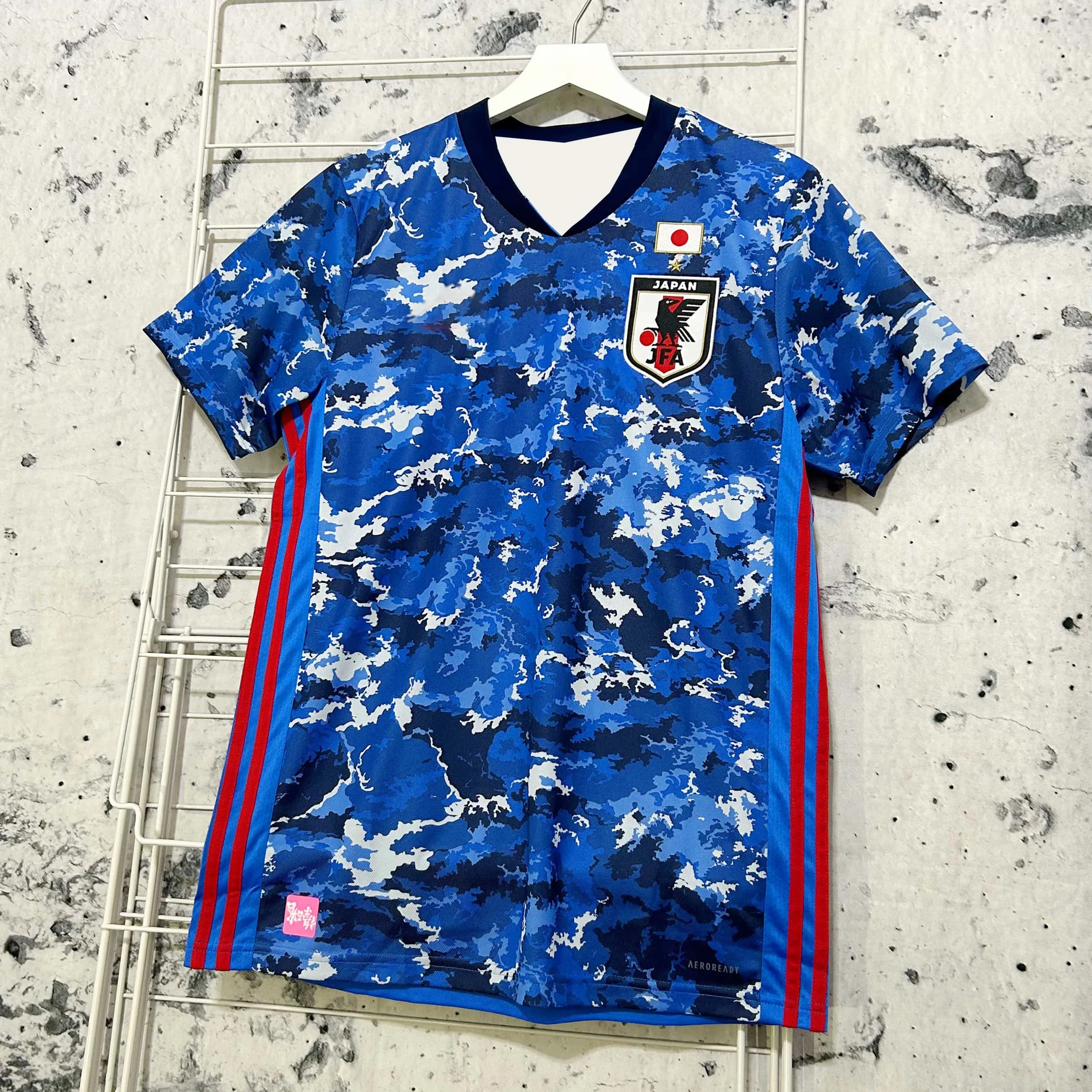 25 فريق ياباني جيرسي ذكر مروحة نسخة قصيرة الأكمام...