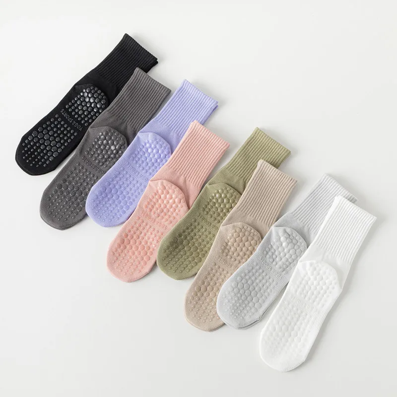 New Simple Solid Color Mid Calf Yoga Socks Pilates Socks Silicone Non-slip Fitness Socks Indoor Dance Gymnastic Training Socks