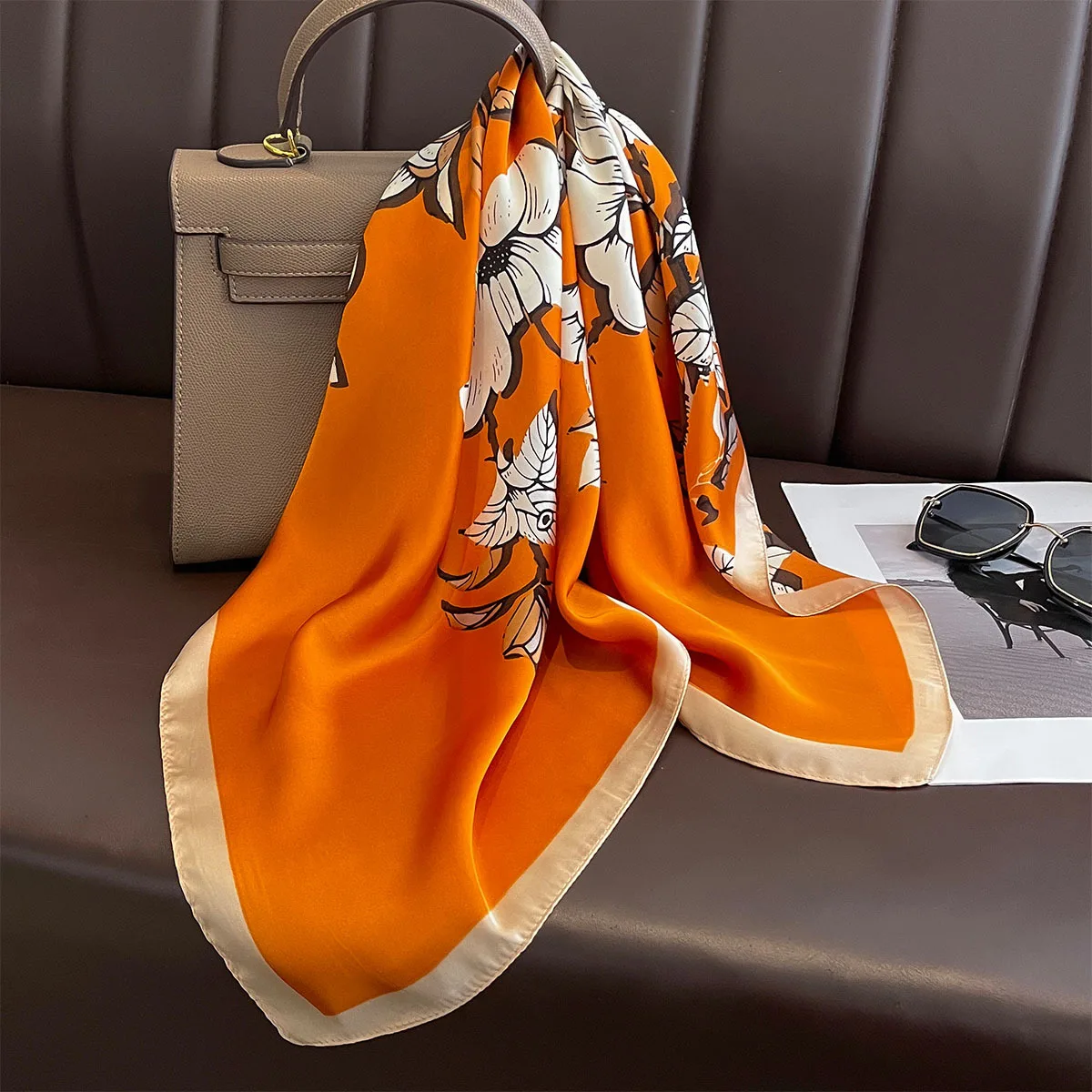 70*70cm Platz Schals Sonnencreme Hijab Frauen Floral Print Schmücken Kopf Schals Foulard Bandana Weibliche Kopftuch Weiche halstuch – Detail 2