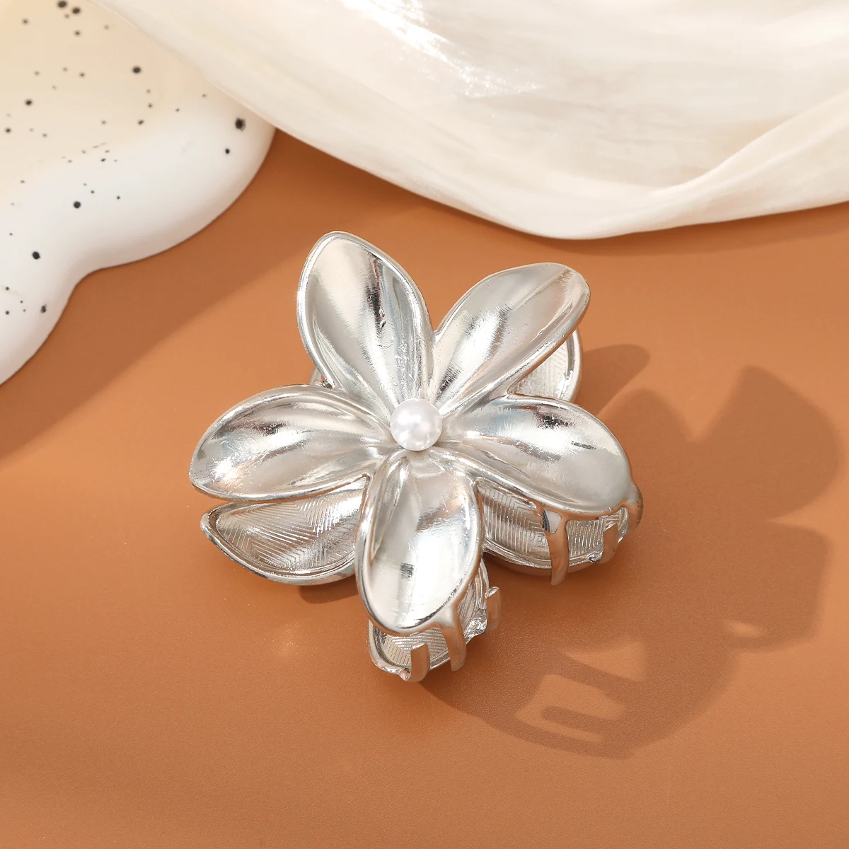 Simple Design Shark Clip Hair Claw, Super Shiny Fashion Flower Hair Clip Crab,Women Party Ponytail Hair Pin Claw Headwear