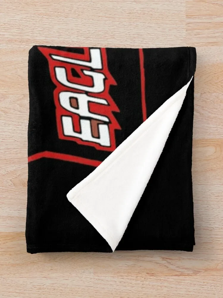 Eagle Fang ������ �ΰ� ������ ���, ��� ����, ķ�� ���