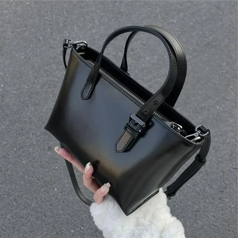 Tote Handbag for Women 2024 New Versatile Korean Niche Bags Retro Small Commuting Hand-held Crossbody Bag - Image 6