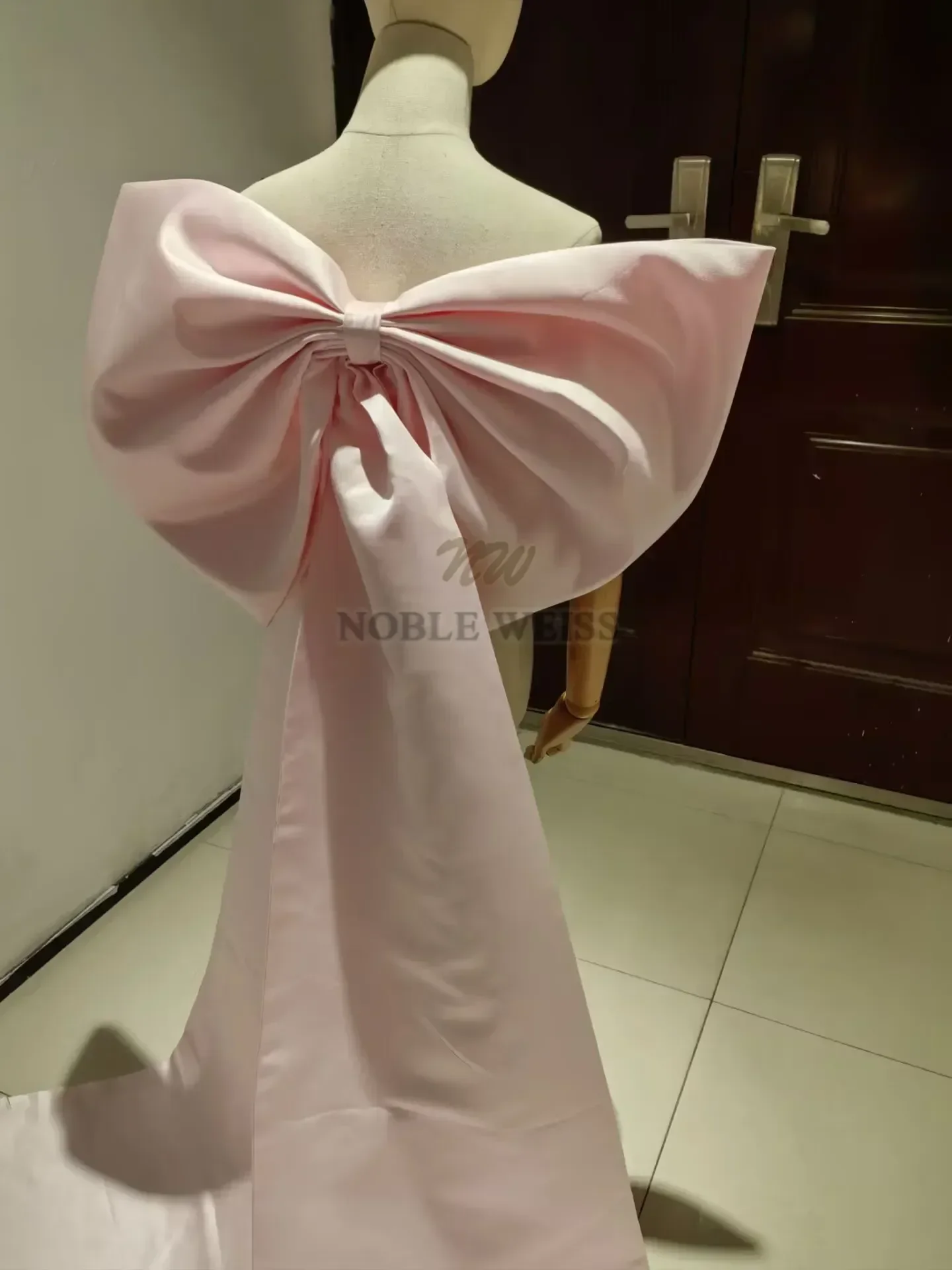 Seperate Satin Big Bow Wedding Dress Knots Removeable Prom Party Dresses Knots Long Drag Customized bridal dress decoration