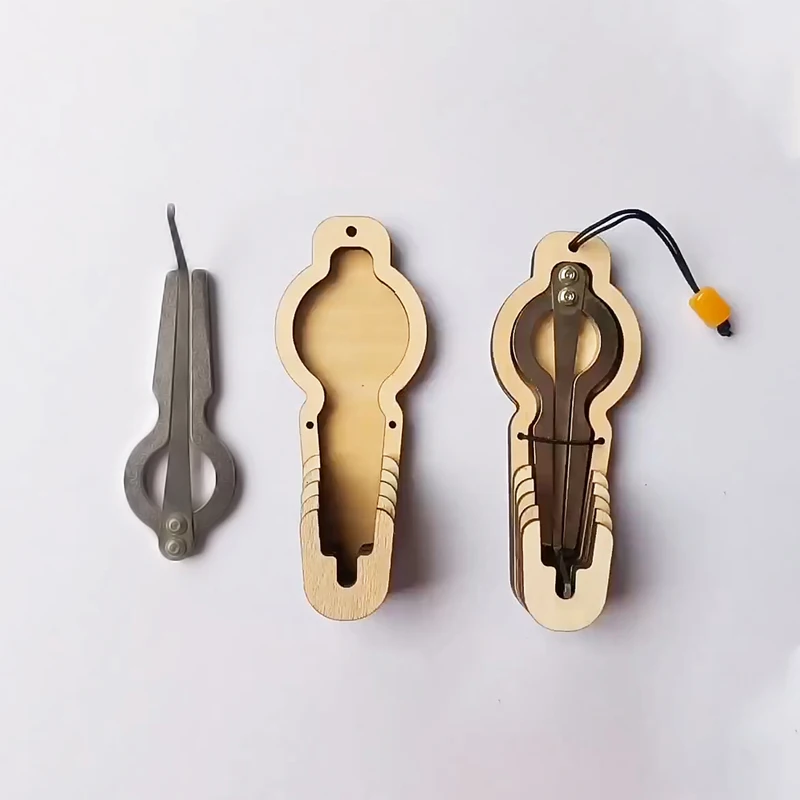 ProfessionalRussianvargannationalmusicalinstrumentjawharp