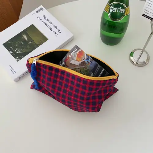 Large-Capacity Plaid Makeup Bag for Women Ins Style Portable Cosmetic Storage Bag Skincare oiletry Organizer  Travel Daily Use - Image 9