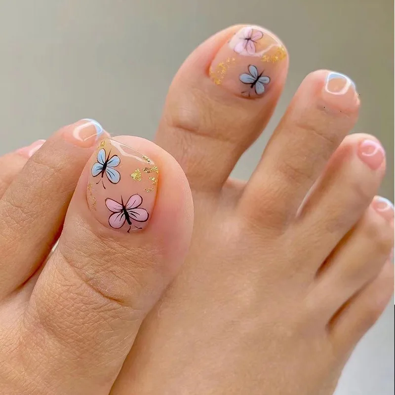 Lovely Cartoon Butterfly Design Artificial Toenails Nude Color Toe Fake Nails With Glue Wearable Short Flat Shape False Toenails