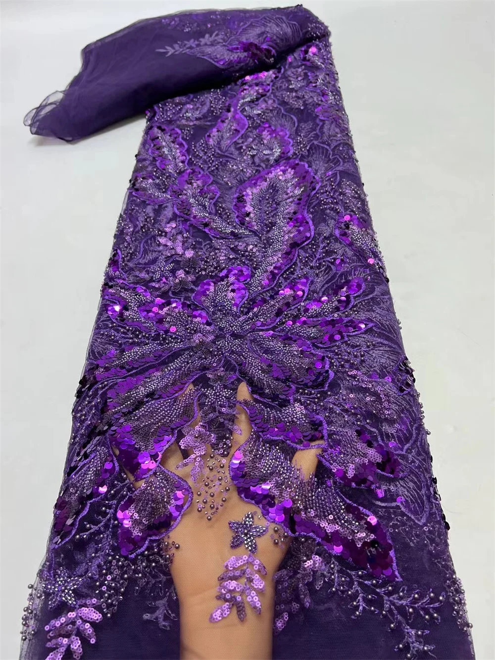 

Dubai 2023 Luxury Beaded Fabrics French Lace Fabrics Quality 2023 Purple Fabric Beautiful Luxury Women Evening Dress Wp13-2