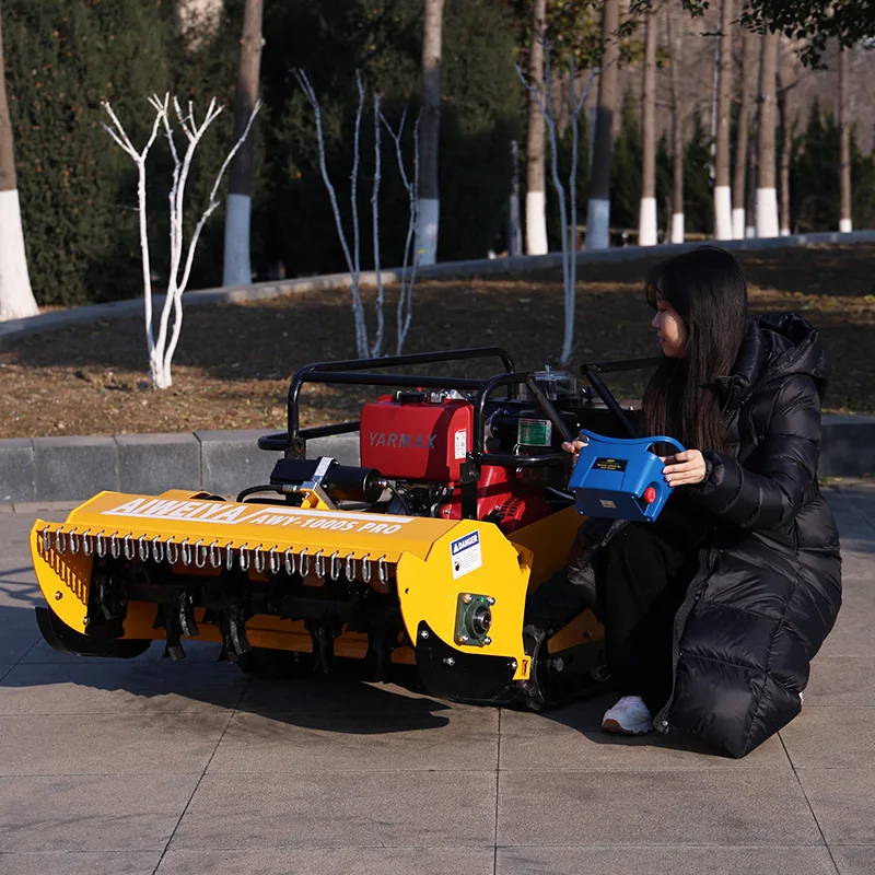 Robot Tagliaerba Telecomandato Personalizzato, Facile da Usare, Mini Tosaerba Cingolato per Pendii e Colline, Trinciatrice - immagine 3