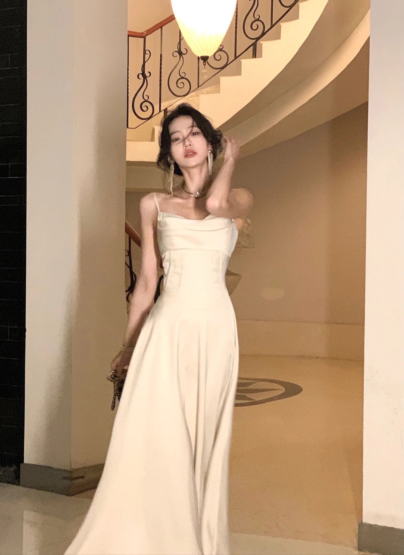 New Summer Satin Midi Dress Women Slim Spaghetti Strap Elegant Party Dresses Wedding Evening Birthday Backless Prom Robe Clothes