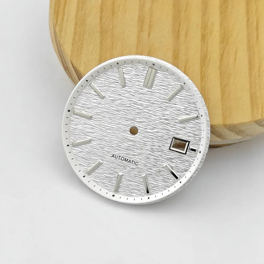 Elegant Transverse Stripe Textured Watch Dial - Grand Collection Edition