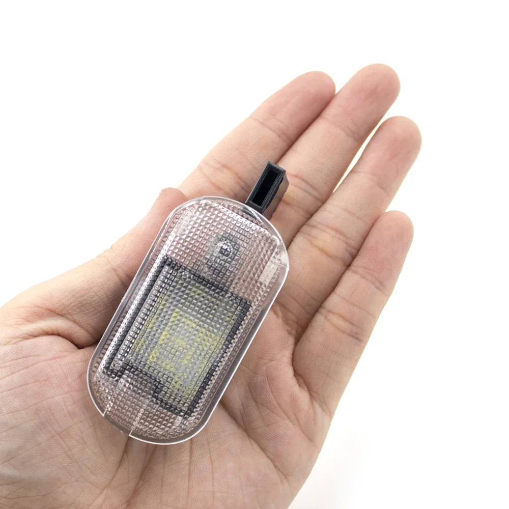 1pc 12V LED �۷��� �ڽ� ����Ʈ ������ ����Ʈ 1J 0947301   1J 0947311   �����ٰ� ���� Mk4 Bora Touran ĳ�� Skoda Octavia Auto