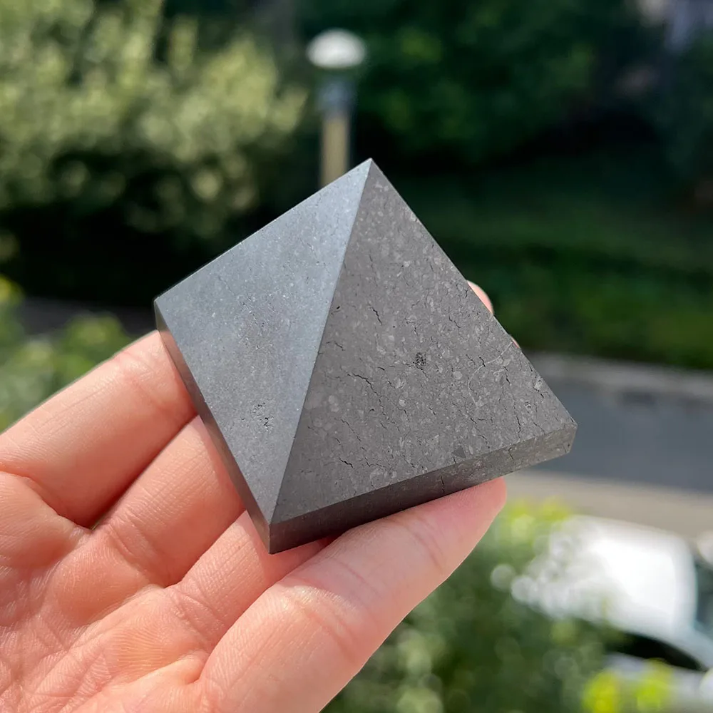 5Cm Crystal Schungite Pyramid Reiki Gemstone Shungite Crafts Cleansing Healing Meditation Crystals Point Home Decoration