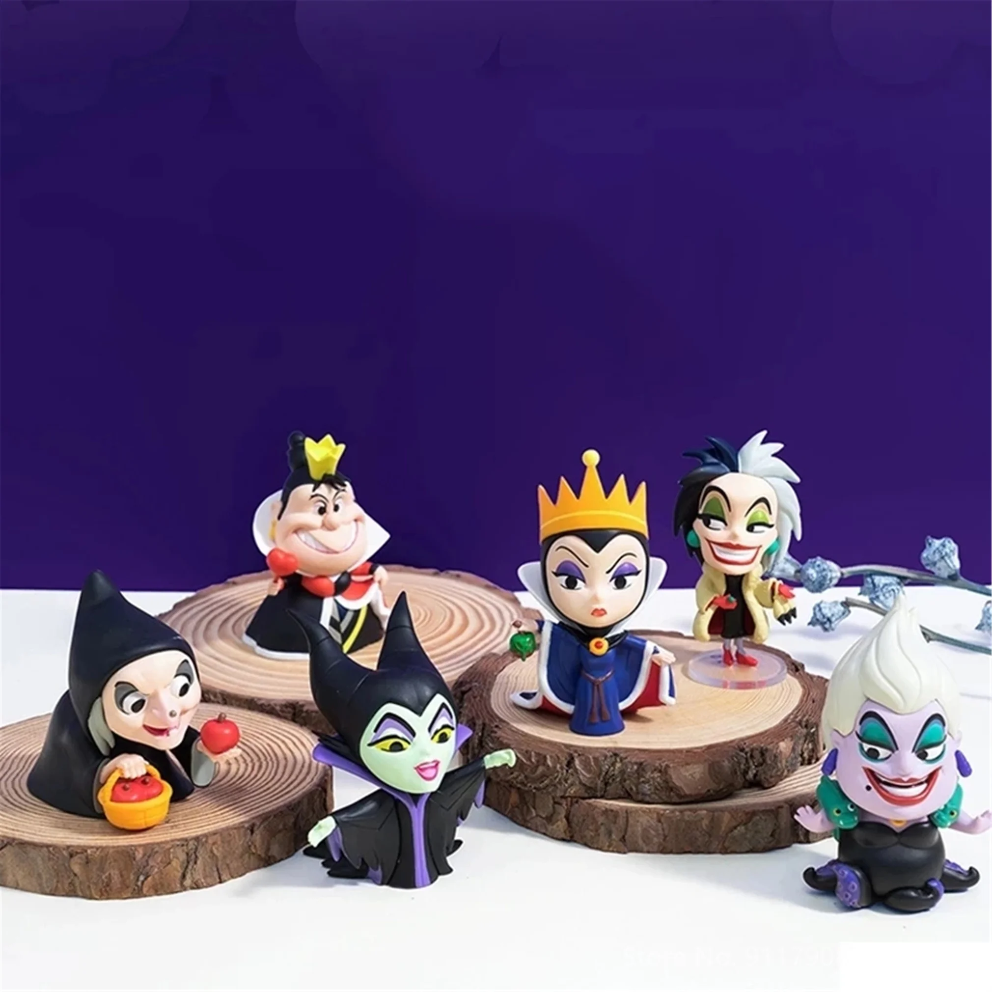 Disney Q Villain Series Maleficent Ursula Cartoon Action Toy Wicked Witch Children's Gift Home Interior Model Decoration |
