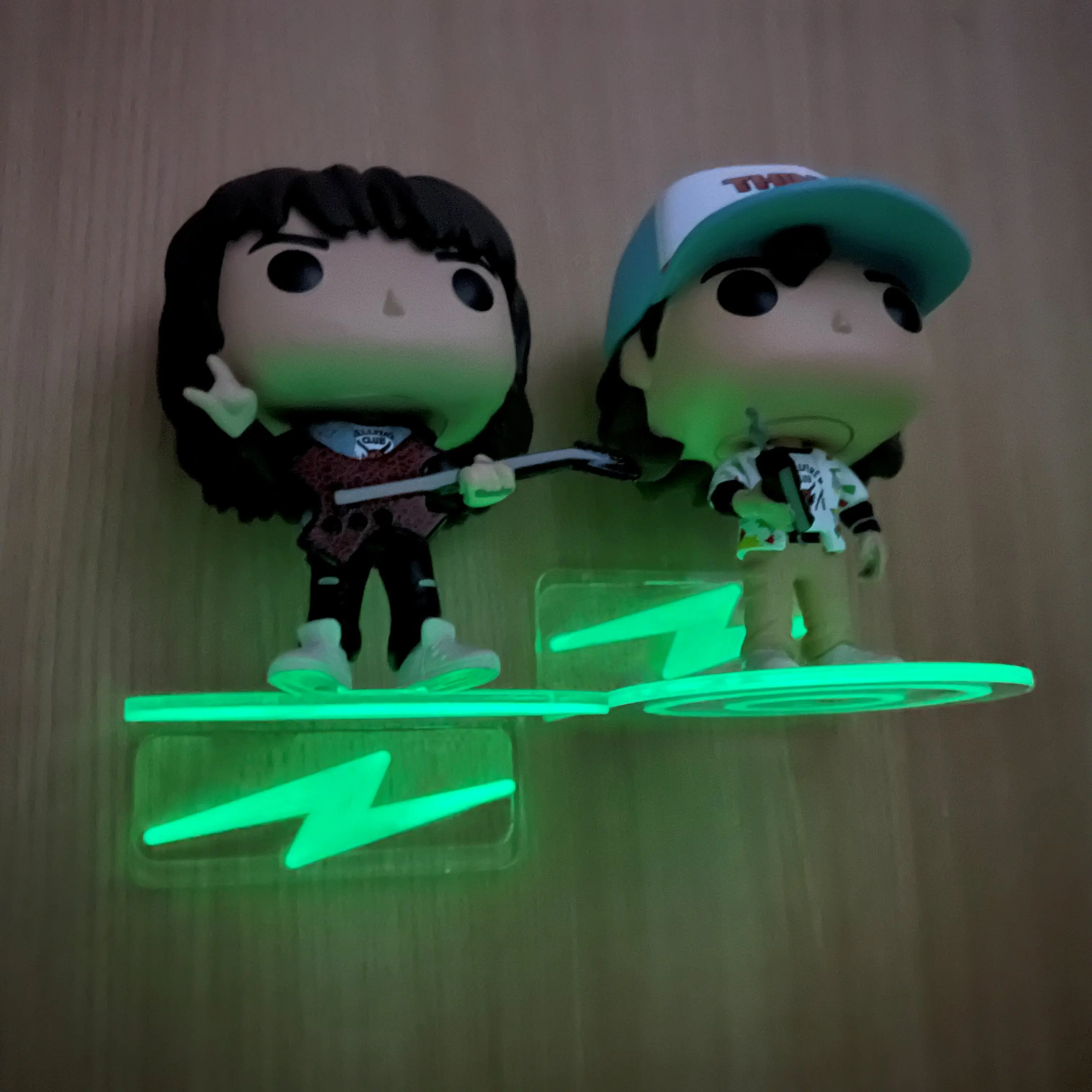 Description Picture 6 of item10 Packs of Clear Acrylic Floating Shelves for Funko Pop Figures, Wall-Mounted Mini Hanging Display Stands That Glow at Night