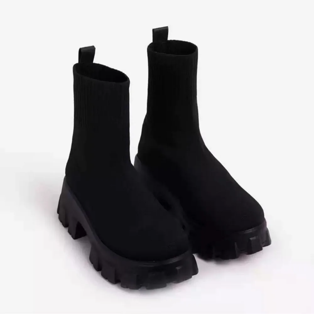 Bottes casual femme 2024 - Semelle épaisse, coupe courte, tailles 35-43, idéales pour l'automne/hiver