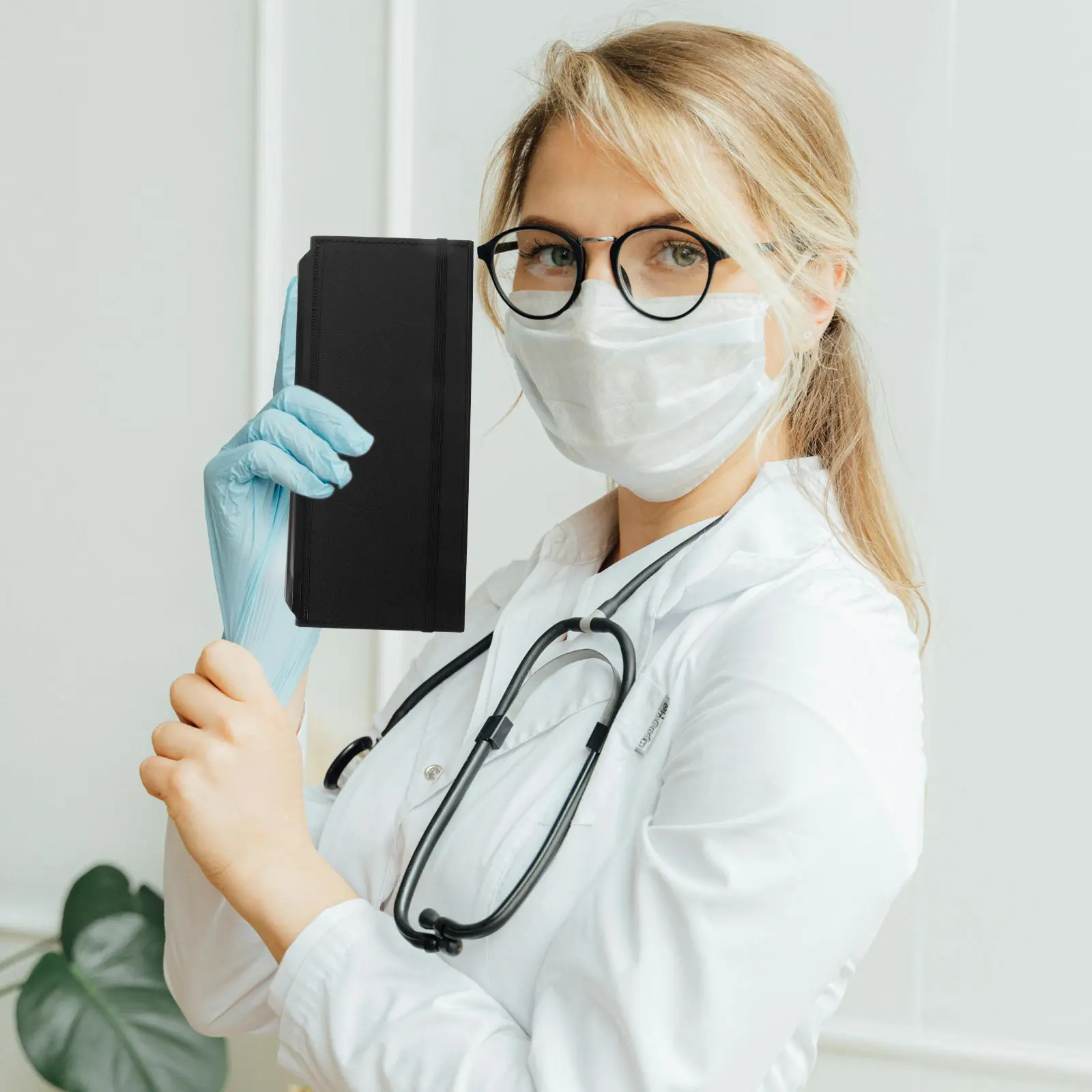 접이식 클립보드 간호학생용 삼단 경량 방수 실험복 포켓 클립보드 간호학교 필수품